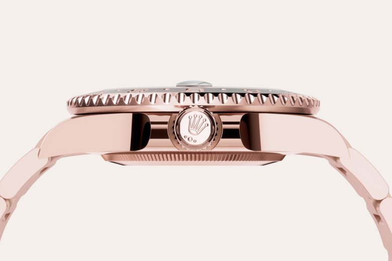 Rolex GMT-Master II M126715CHNR-0002 – 18 Karat Everose-Gold (Hochformat)