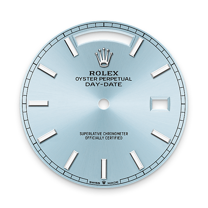 Rolex Day-Date 40 M228236-0018 – Eisblaues Zifferblatt (Hochformat)